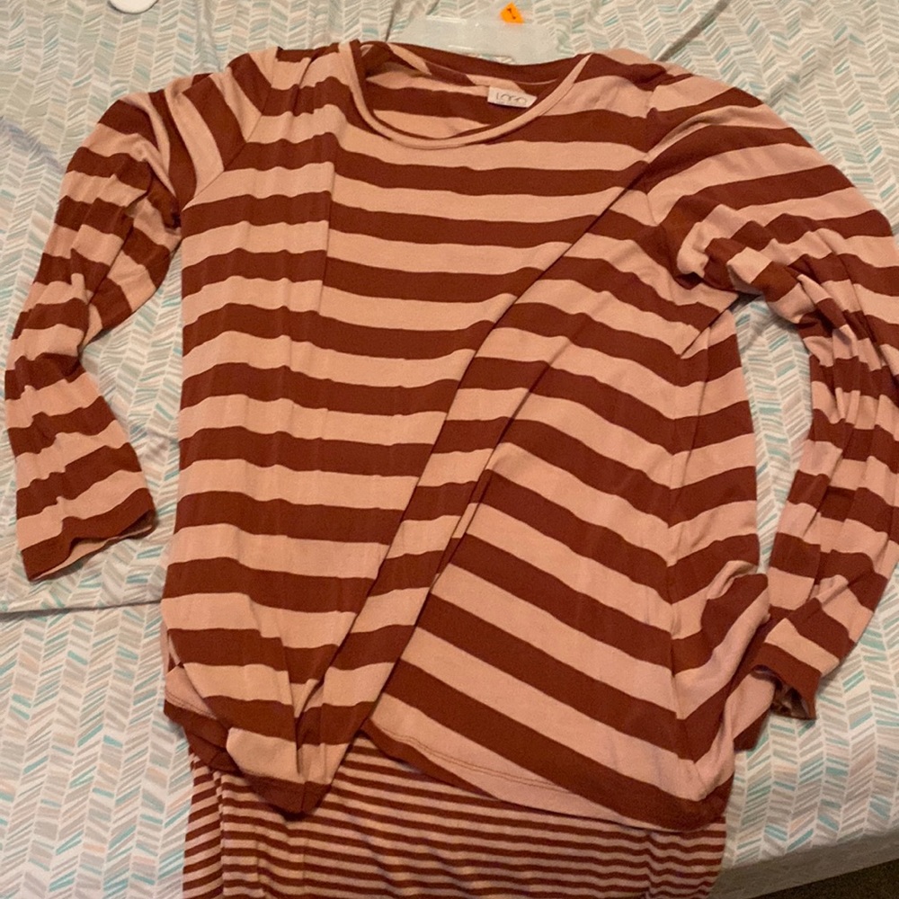 Super cute long sleeve! Comes with tank top attached!